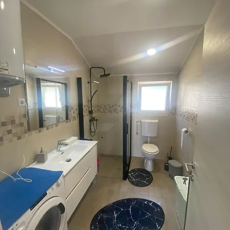 Miklic Apartament *